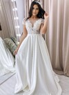 /upload/dress/1987/FDD8B2AC-246B-43EA-985E-C3AAE7605FFB.jpeg