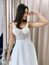 /upload/dress/1734/035EE8A4-ED51-4907-9572-63491467379E.jpeg