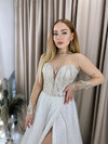/upload/dress/2131/E329B68B-1906-4D6F-B093-25B323408917.jpeg